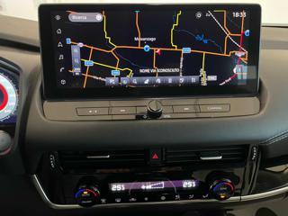 NISSAN Qashqai usata, con Fari LED