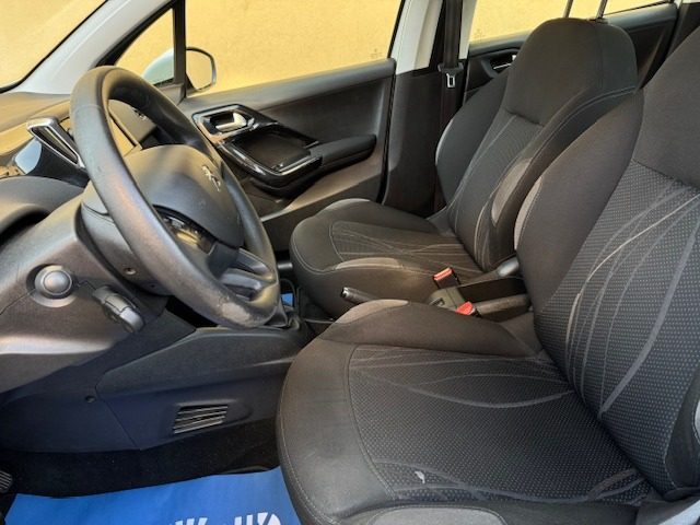 PEUGEOT 208 usata, con Cerchi in lega