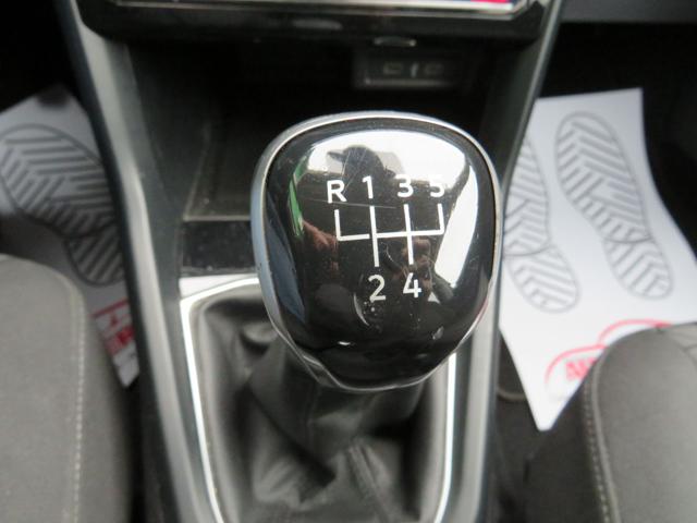 VOLKSWAGEN T-Cross usata, con Autoradio digitale