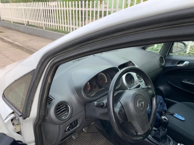 OPEL Corsa usata, con Airbag