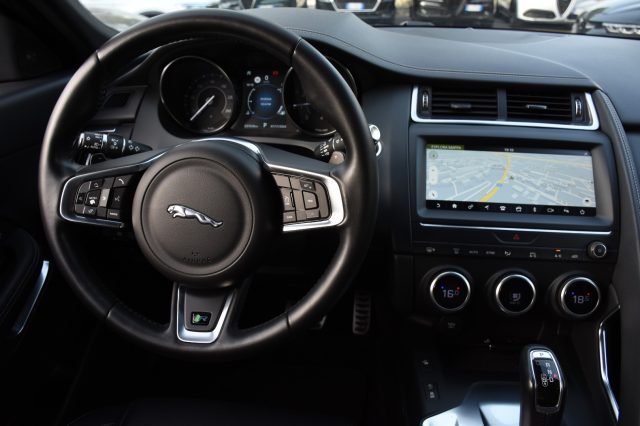 JAGUAR E-Pace usata, con Chiusura centralizzata