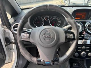 OPEL Corsa usata, con Controllo automatico clima