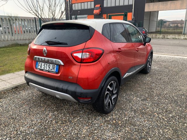 RENAULT Captur usata, con Autoradio