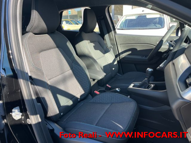 RENAULT Captur usata, con Autoradio