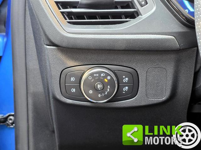 FORD Focus usata, con Bluetooth