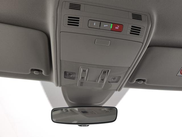 VOLKSWAGEN Taigo usata, con Touch screen