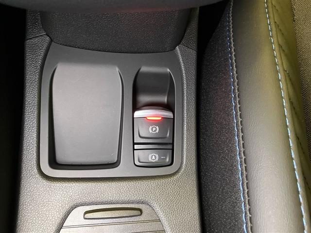 RENAULT Clio usata, con Hill holder