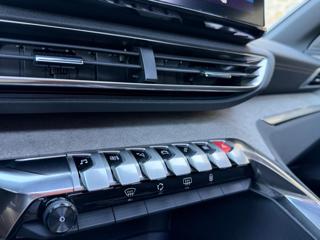 PEUGEOT 3008 usata, con Monitoraggio pressione pneumatici