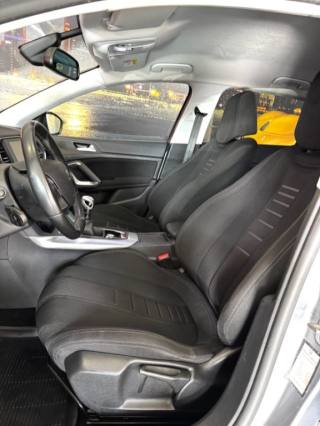 PEUGEOT 308 usata, con Sistema di navigazione