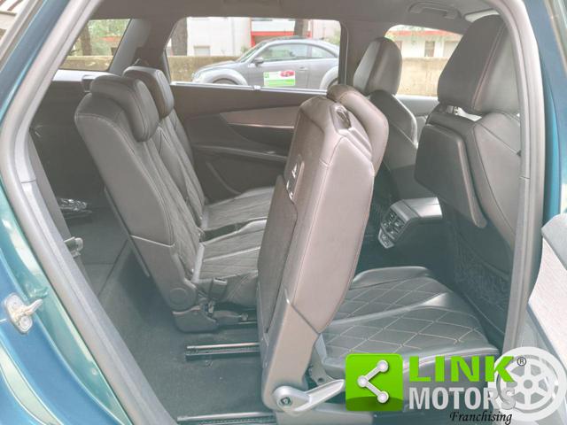 PEUGEOT 5008 usata, con Fendinebbia