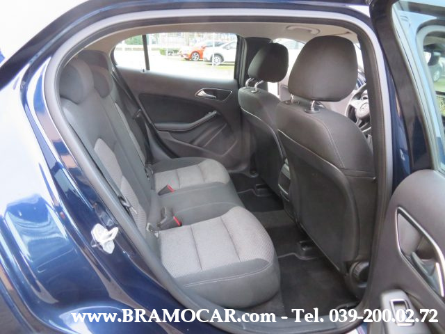 MERCEDES-BENZ GLA 180 usata, con Bluetooth
