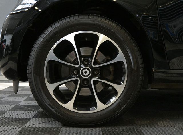 SMART ForFour usata, con USB
