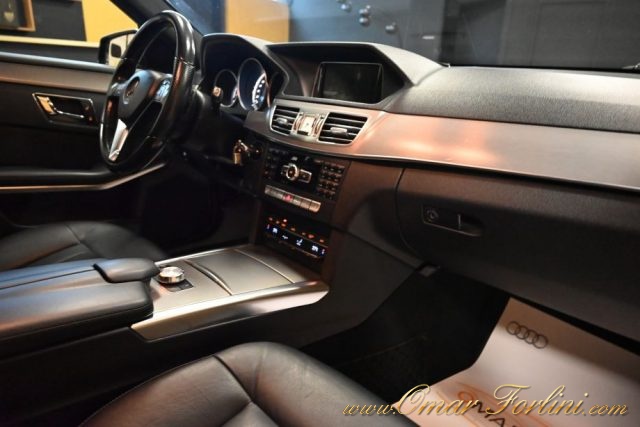 MERCEDES-BENZ E 300 usata 160