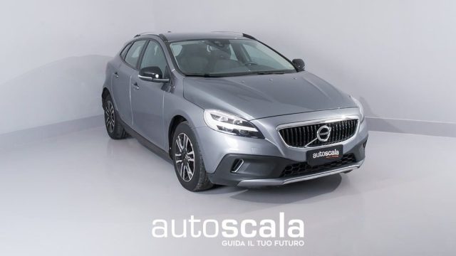 VOLVO V40 Cross Country usata, con ABS