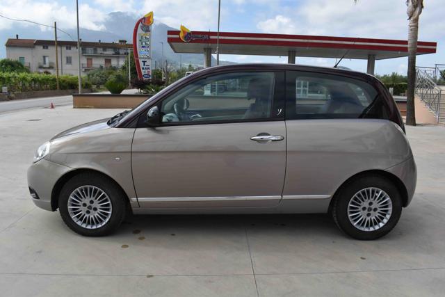 LANCIA Ypsilon usata, con Autoradio