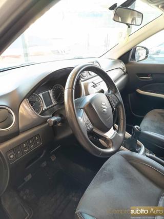 SUZUKI Vitara usata, con Park Distance Control