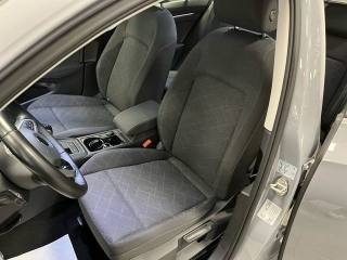 VOLKSWAGEN Golf usata, con Controllo elettronico della corsia