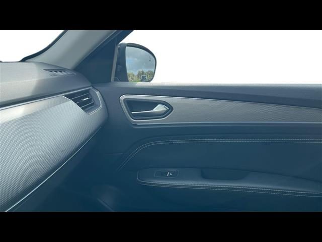 RENAULT Arkana usata, con USB