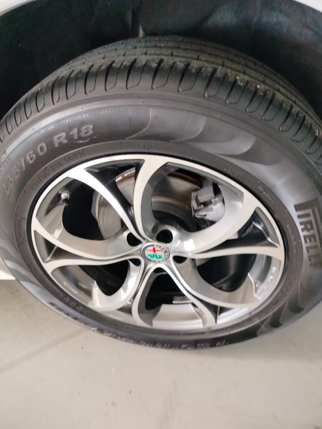 ALFA ROMEO Stelvio usata, con Servosterzo