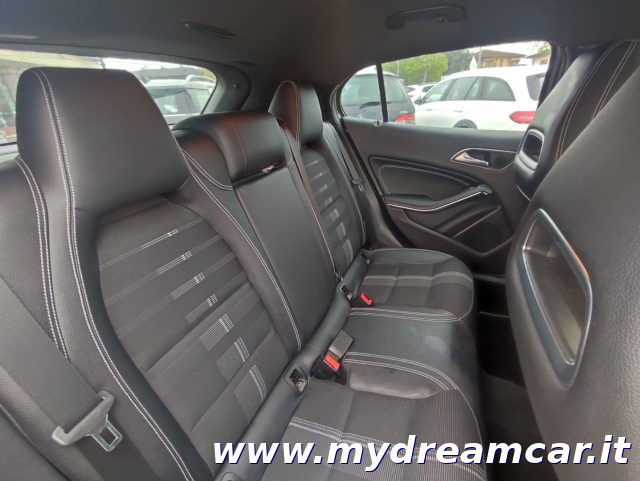 MERCEDES-BENZ GLA 220 usata 18