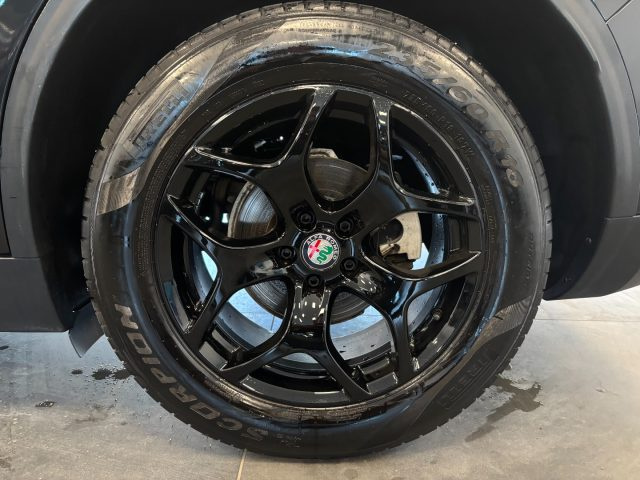 ALFA ROMEO Stelvio usata, con Sensore di pioggia