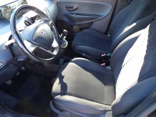 LANCIA Ypsilon usata, con ESP