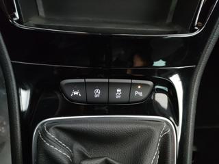 OPEL Astra usata, con Park Distance Control