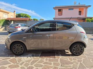 LANCIA Ypsilon usata, con Airbag