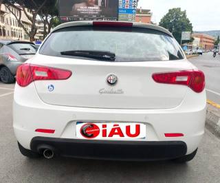 ALFA ROMEO Giulietta usata, con Autoradio