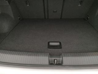 VOLKSWAGEN T-Roc usata, con USB
