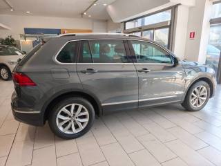 VOLKSWAGEN Tiguan usata, con Autoradio