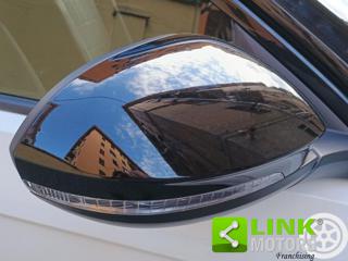 VOLKSWAGEN T-Roc usata, con Isofix