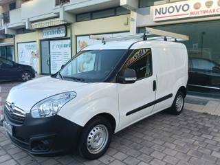 OPEL Combo usata, con Controllo trazione