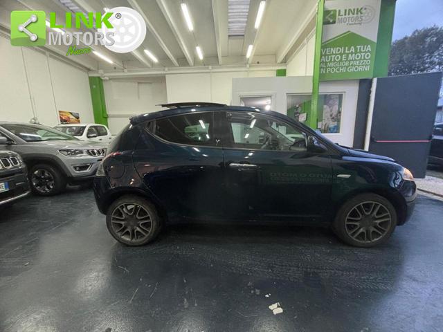 LANCIA Ypsilon usata, con Autoradio