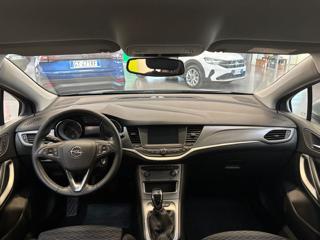 OPEL Astra usata, con Autoradio
