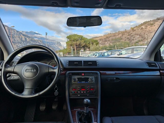 AUDI A4 usata, con Specchietti laterali elettrici
