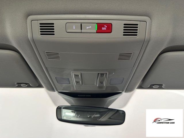 VOLKSWAGEN T-Roc usata, con Autoradio digitale
