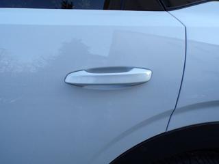 PEUGEOT 3008 usata, con Sensori di parcheggio posteriori