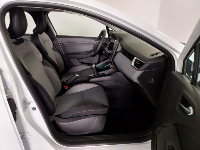 RENAULT Clio usata, con Volante multifunzione