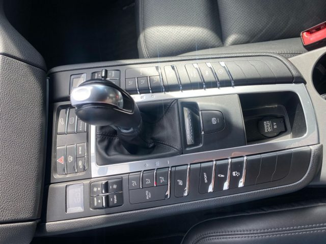PORSCHE Macan usata, con Chiusura centralizzata