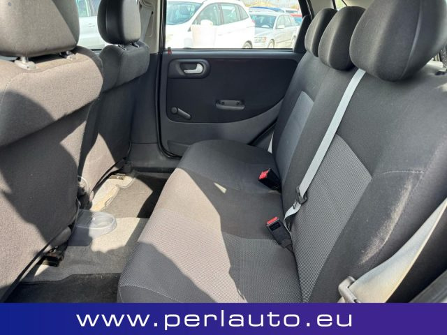 OPEL Corsa usata, con Chiusura centralizzata