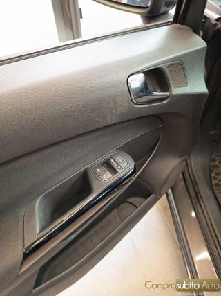 OPEL Corsa usata 26