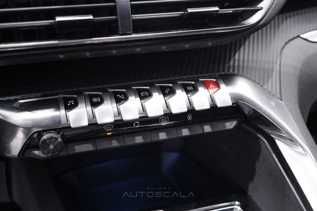 PEUGEOT 3008 usata, con Specchietti laterali elettrici