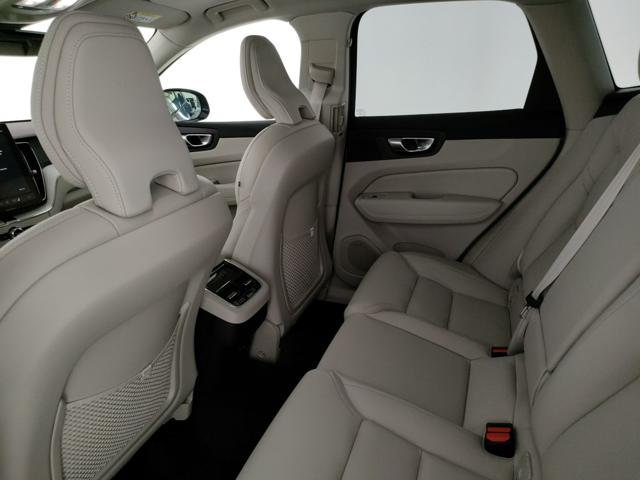 VOLVO XC60 usata, con Luci diurne LED