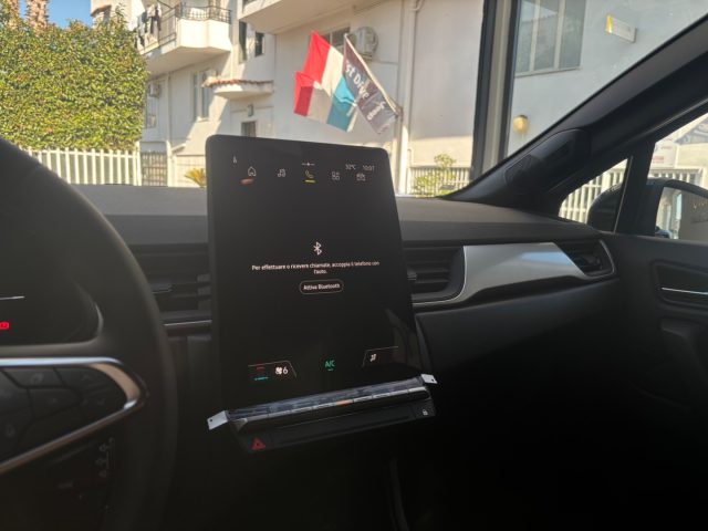 RENAULT Captur usata, con Sistema di avviso di distanza