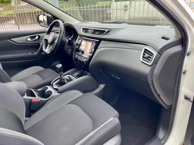 NISSAN Qashqai usata, con Controllo automatico clima