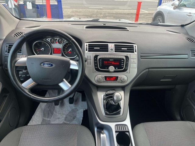 FORD Kuga usata, con Autoradio