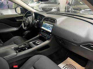 JAGUAR F-Pace usata, con Bluetooth