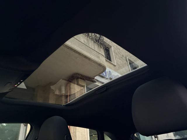 VOLKSWAGEN Taigo usata, con Sensore di pioggia