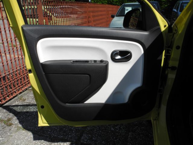 RENAULT Twingo usata 38
